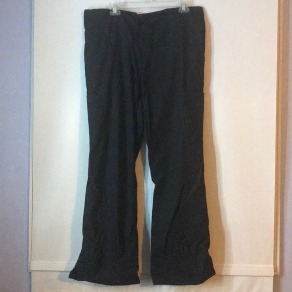 Men’s Black Uniform Scrub Bottoms with Drawstring - Picture 1 of 3